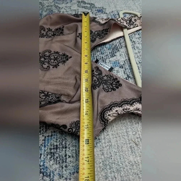 Bebe Black and Gray Patterned Mini Dress - Picture 6 of 7